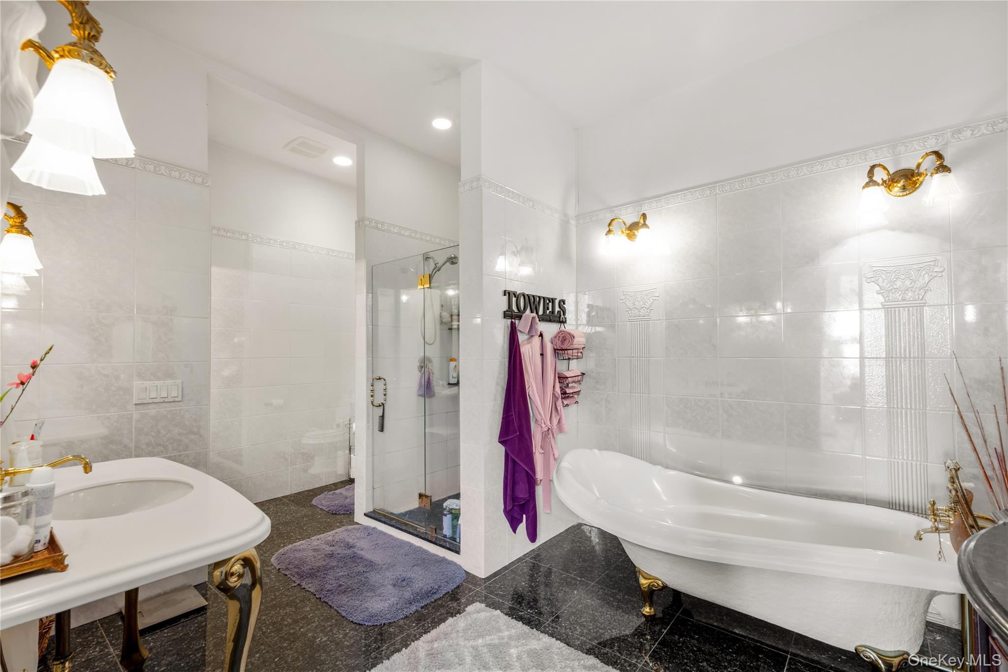 #14 photo, 28 Old Neck Road, سوفولك Center Moriches , NY 11934