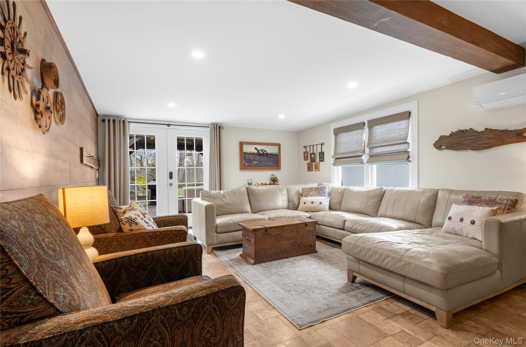 #12 photo, 117 Union Avenue, سوفولك Islip , NY 11751