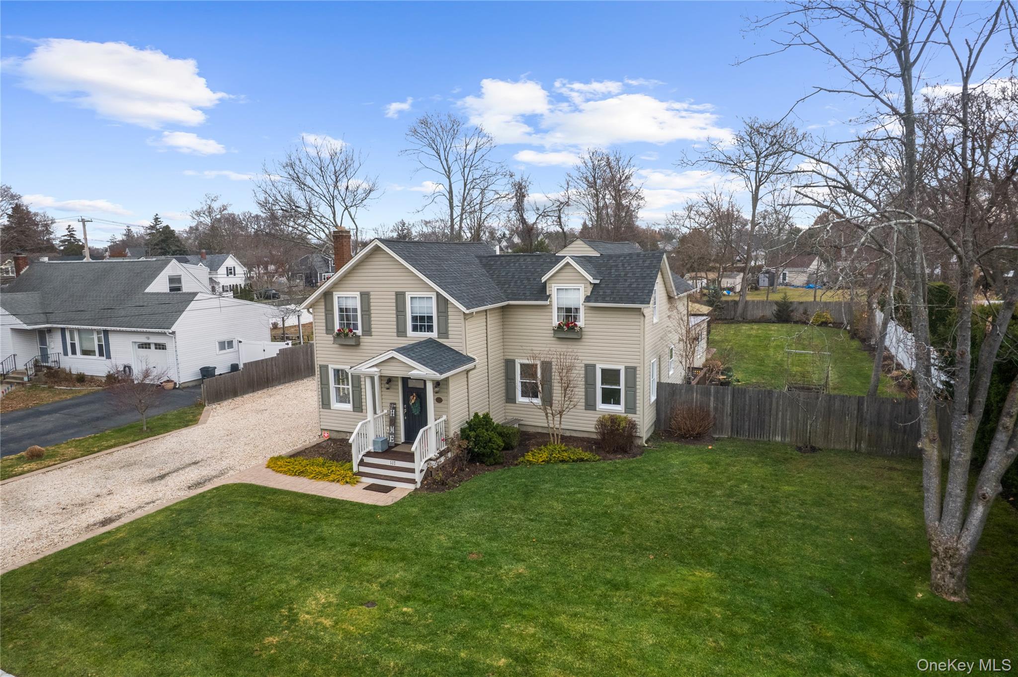 #3 photo, 117 Union Avenue, سوفولك Islip , NY 11751