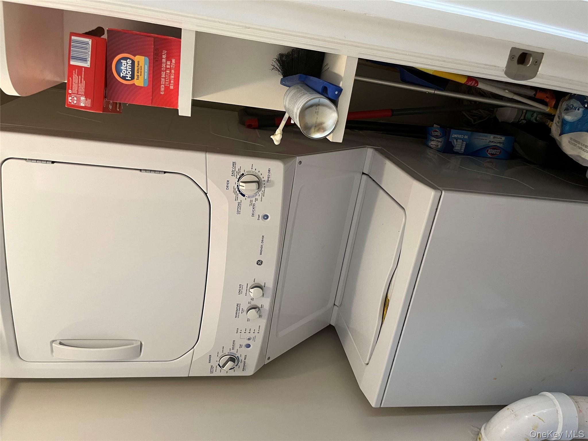 #6 photo, 615 W Walnut Street, ناسو Long Beach , NY 11561