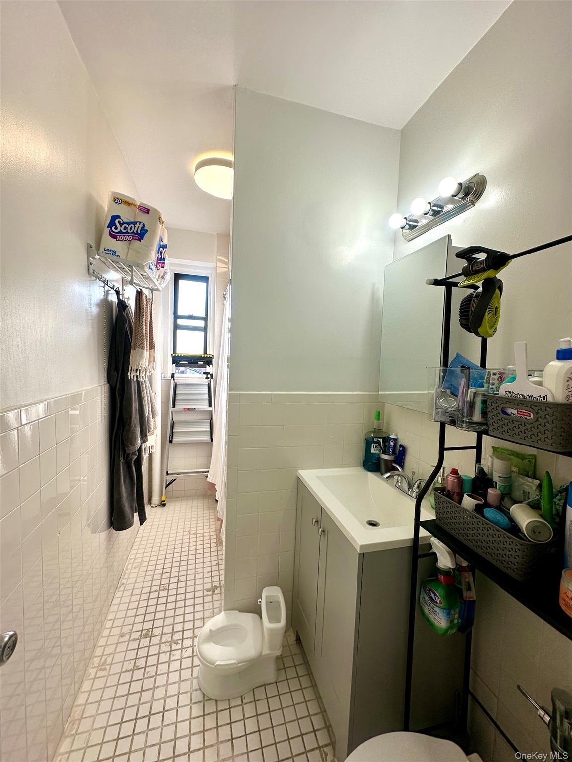 #10 photo, 40-05 Ithaca Street, एल्महर्स्ट Elmhurst , NY 11373