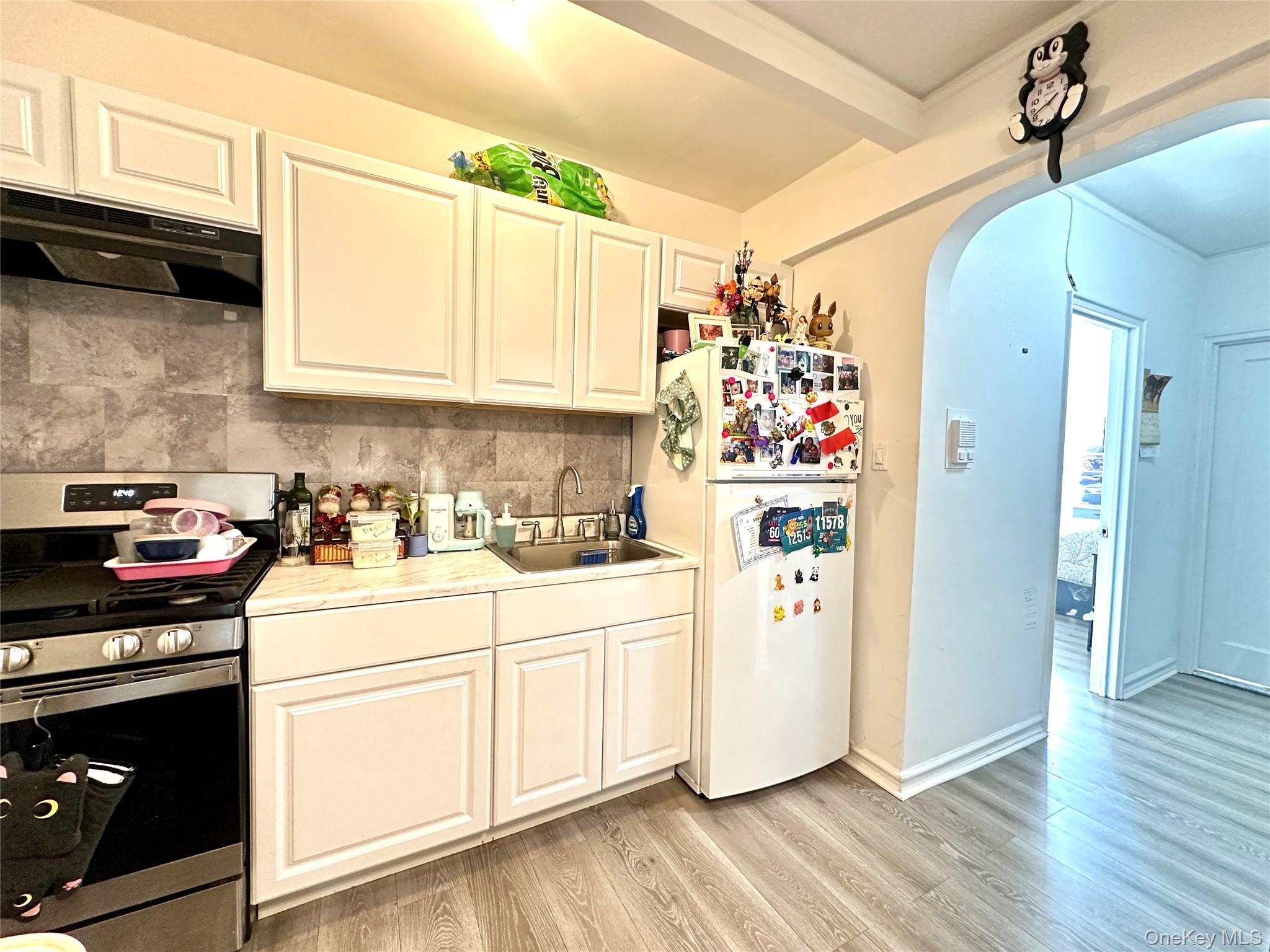 #8 photo, 40-05 Ithaca Street, एल्महर्स्ट Elmhurst , NY 11373