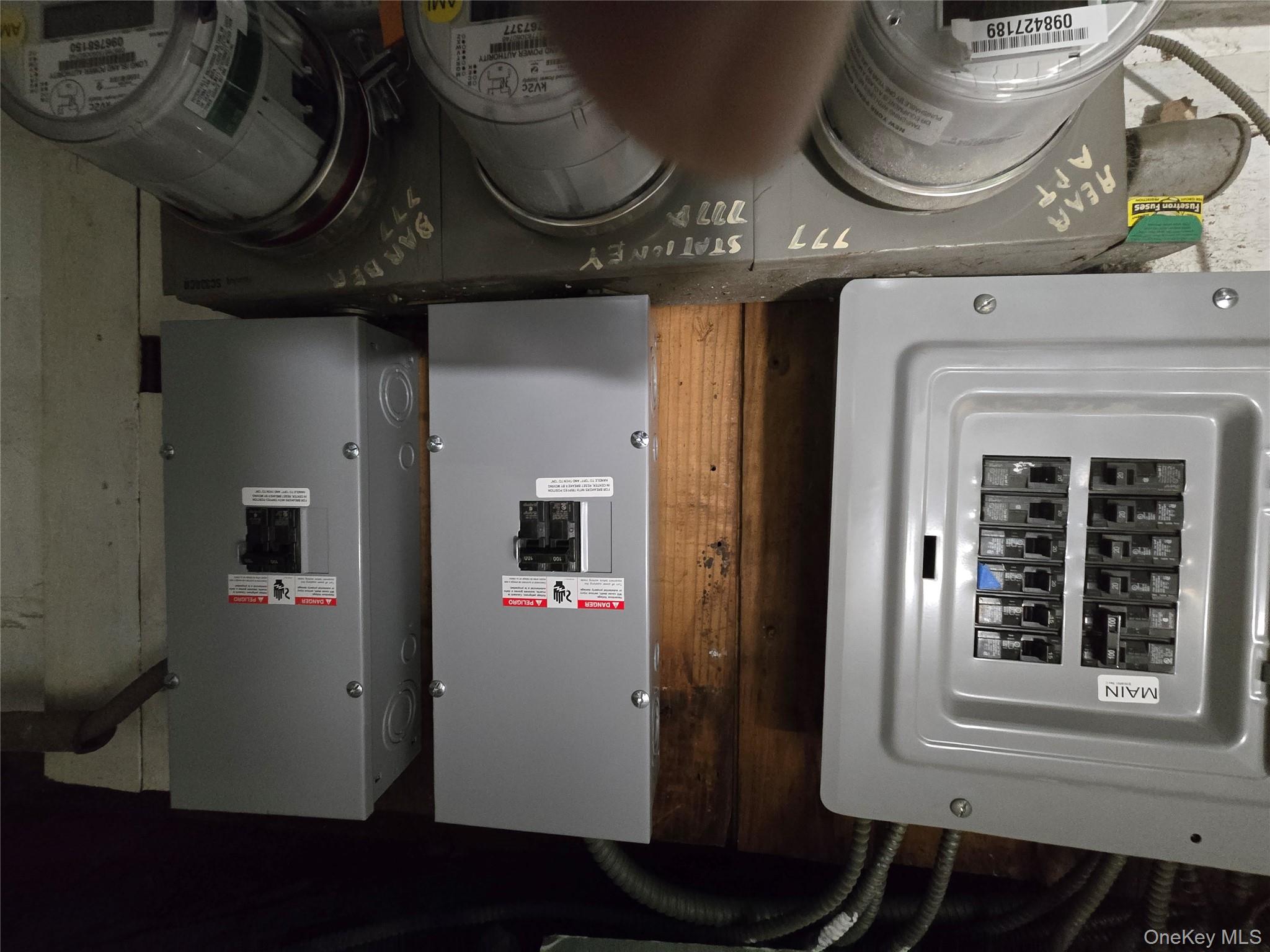 #16 photo, 777 W Merrick Road, ناسو Valley Stream , NY 11580