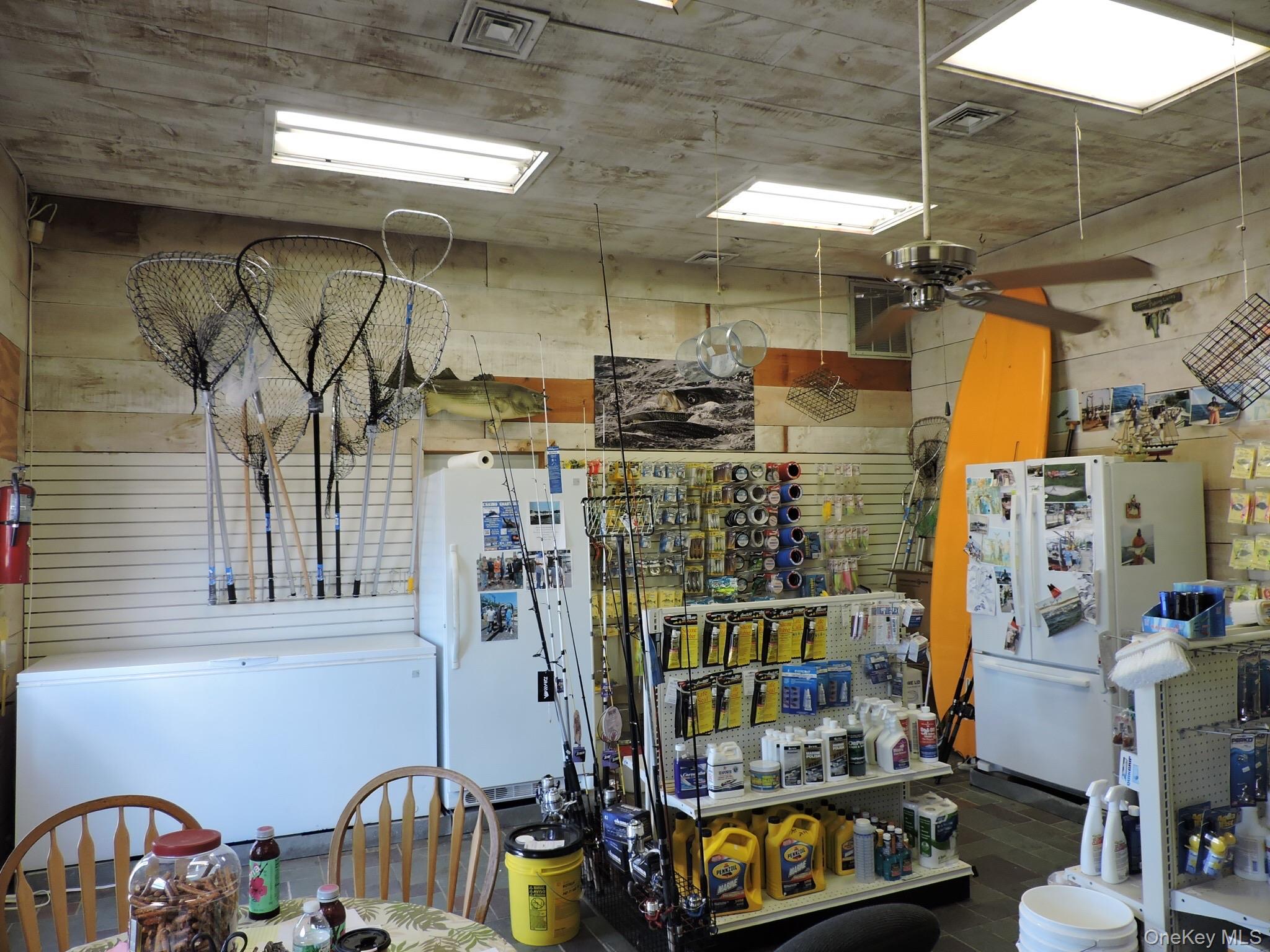 #11 photo, 29 Maple Avenue, सफ़ोक काउंटी East Moriches , NY 11940