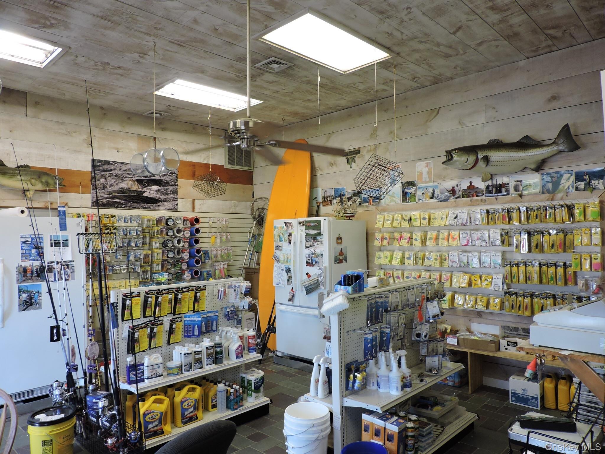 #12 photo, 29 Maple Avenue, सफ़ोक काउंटी East Moriches , NY 11940