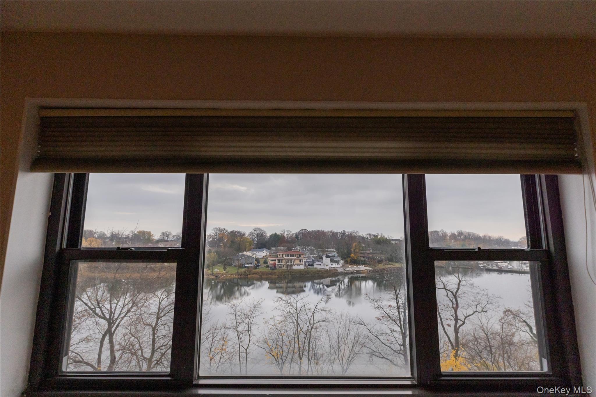 #11 photo, 266 Pelham Road, New Rochelle , NY 10805