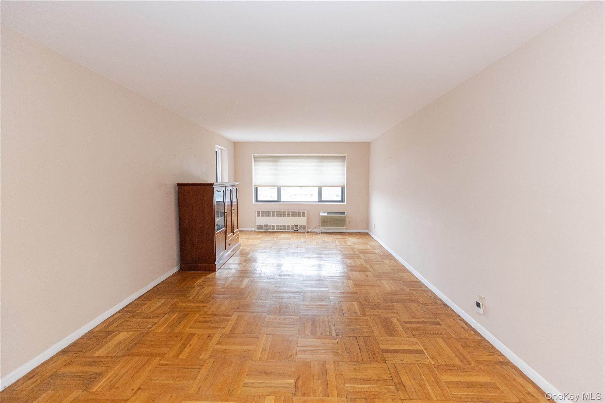 #3 photo, 266 Pelham Road, New Rochelle , NY 10805