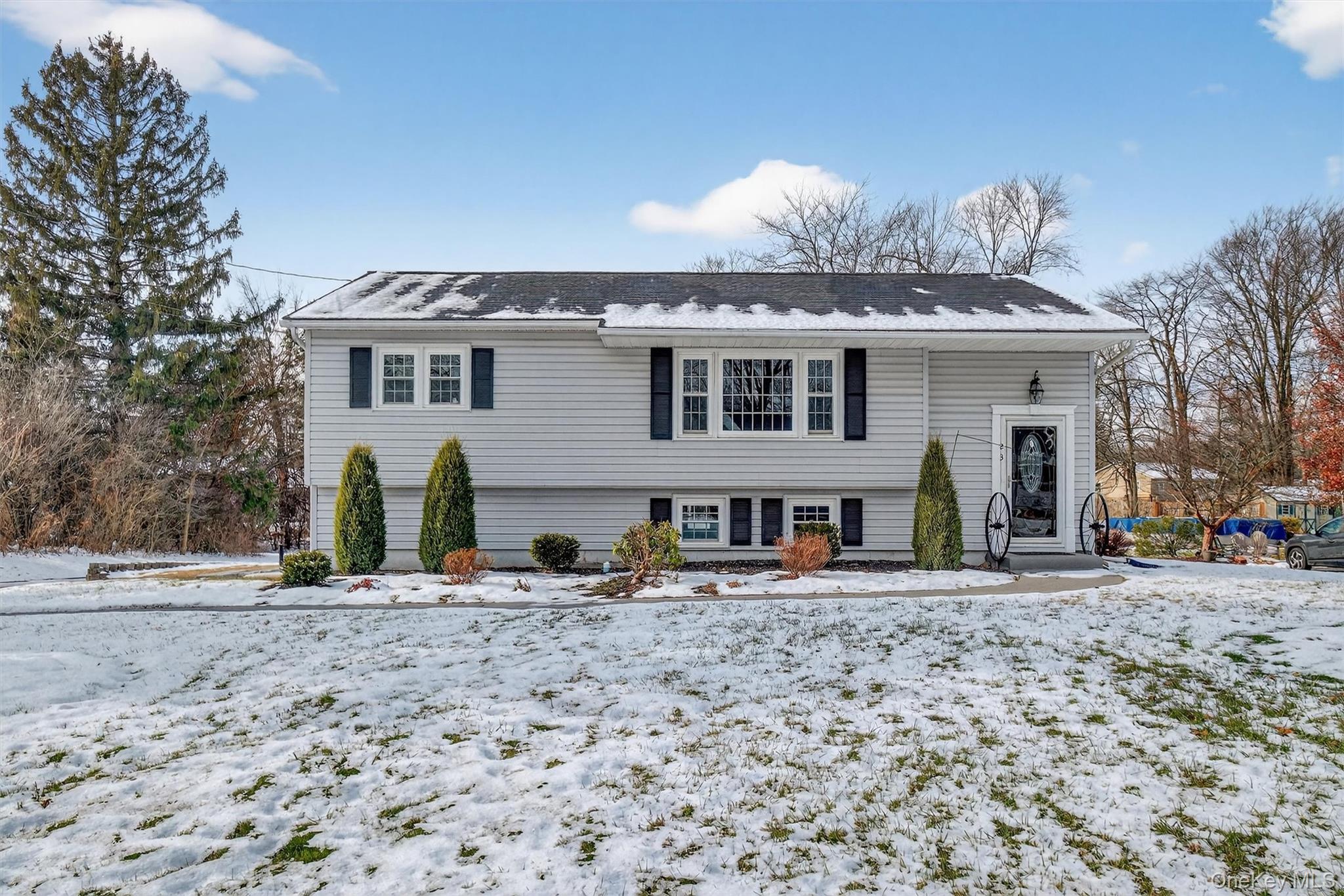 #7 photo, 23 Bridle Path, Newburgh , NY 12550