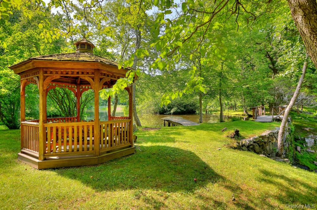 #4 photo, 16 Old Post Road, Bedford Corners , NY 10549