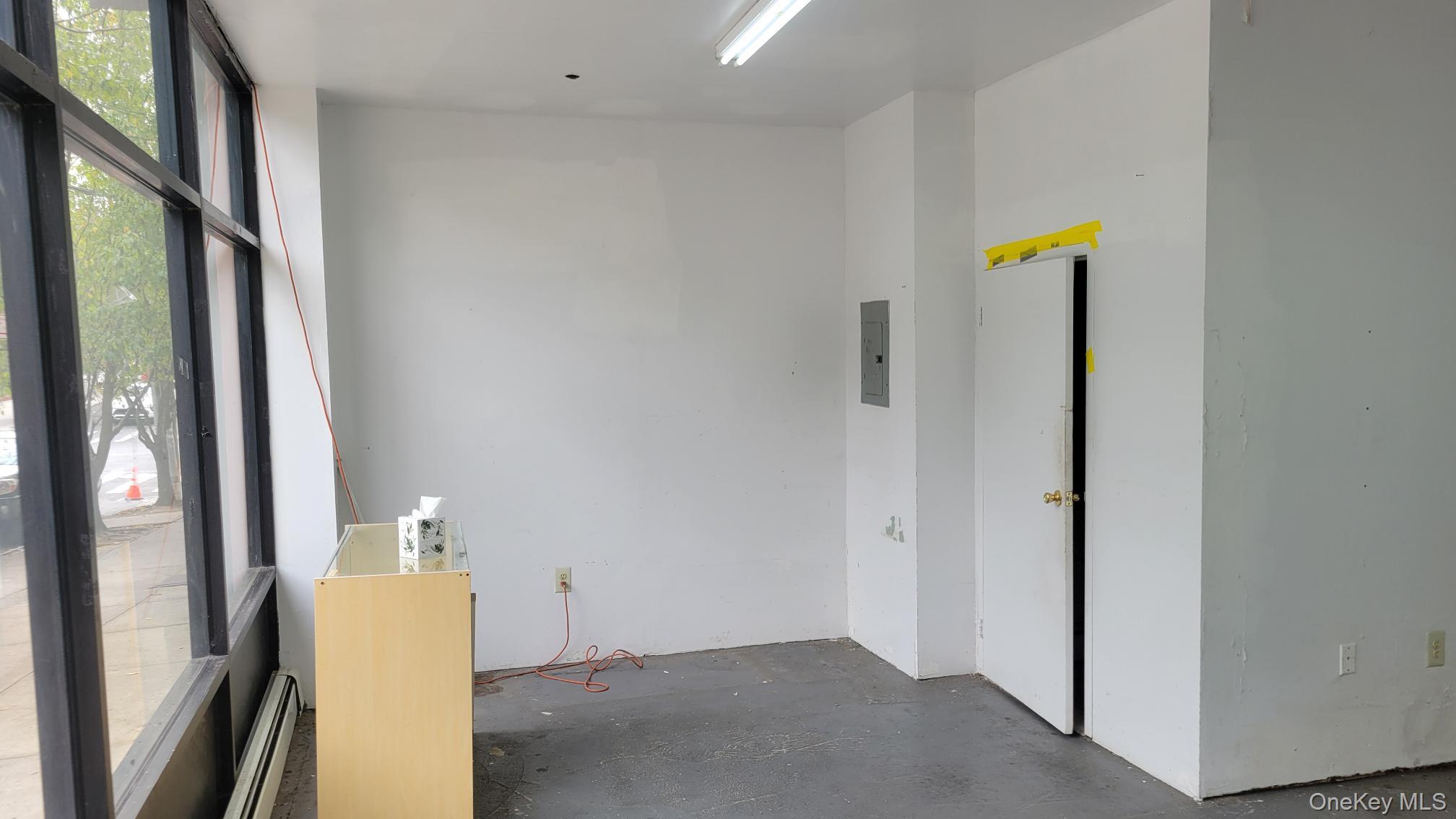 #5 photo, 369 E 169th Street, 布朗士 Bronx , NY 10456