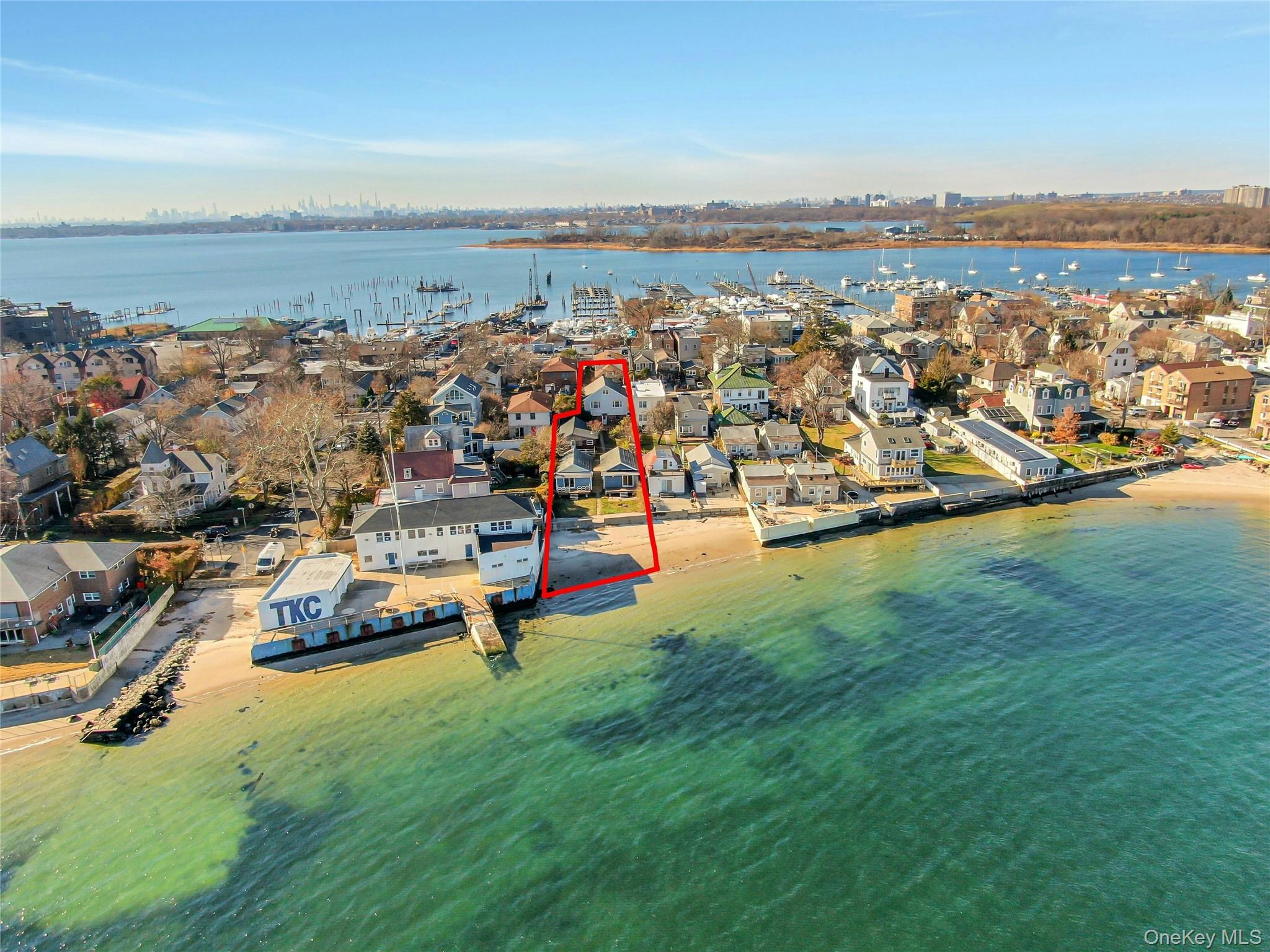 #3 photo, 512 Minnieford Avenue, 브롱크스 Bronx , NY 10464