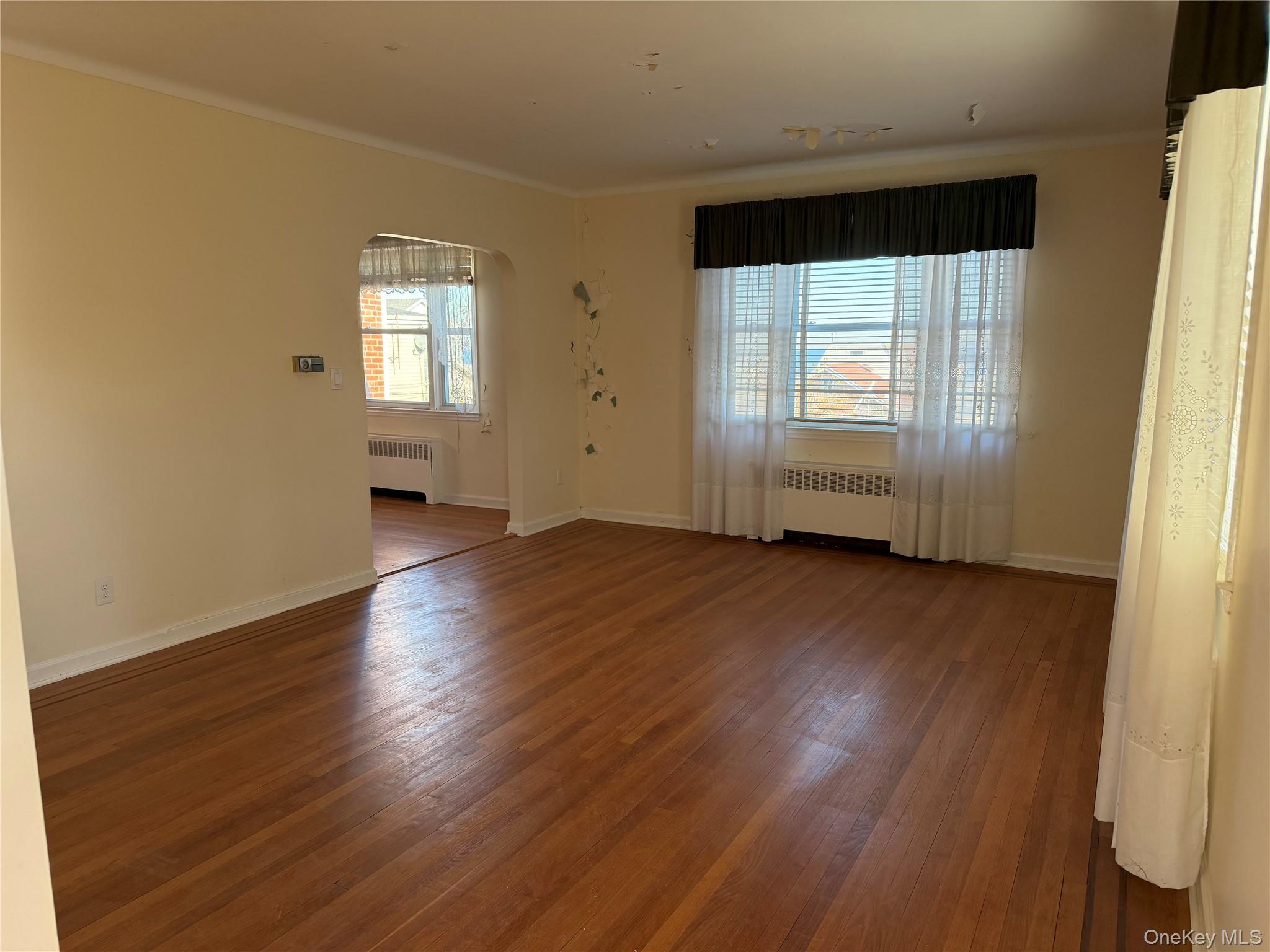 #8 photo, 512 Minnieford Avenue, 브롱크스 Bronx , NY 10464