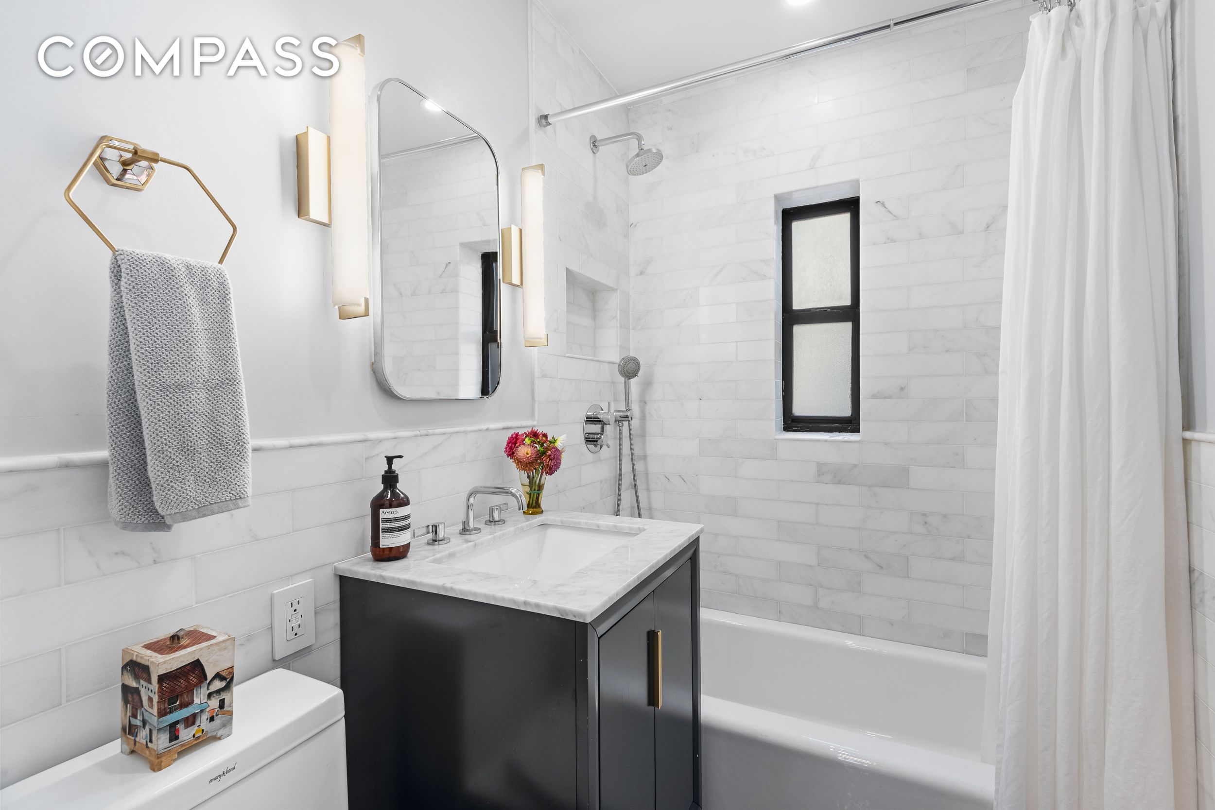 #10 photo, 319 W 18th Street, Манхэттен ‖ Chelsea , NY 10011