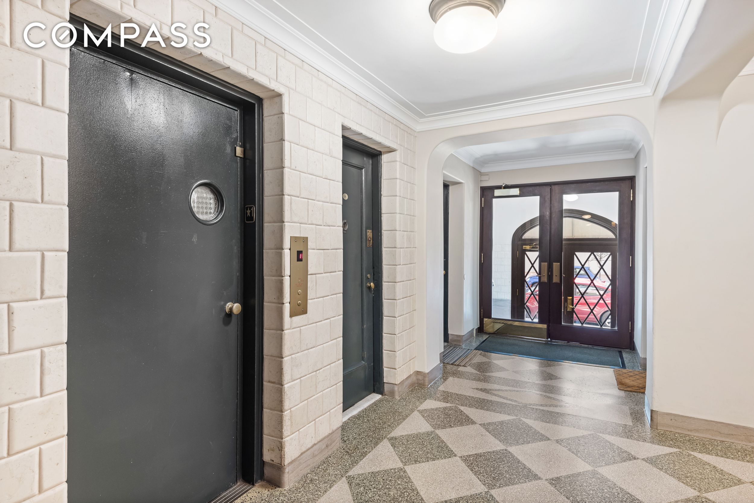 #12 photo, 319 W 18th Street, Манхэттен ‖ Chelsea , NY 10011