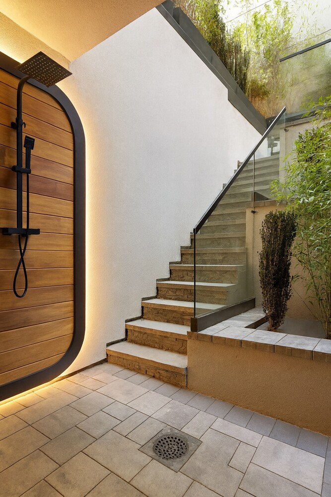 #8 photo, 76 S 2ND Street, Williamsburg , NY 11249