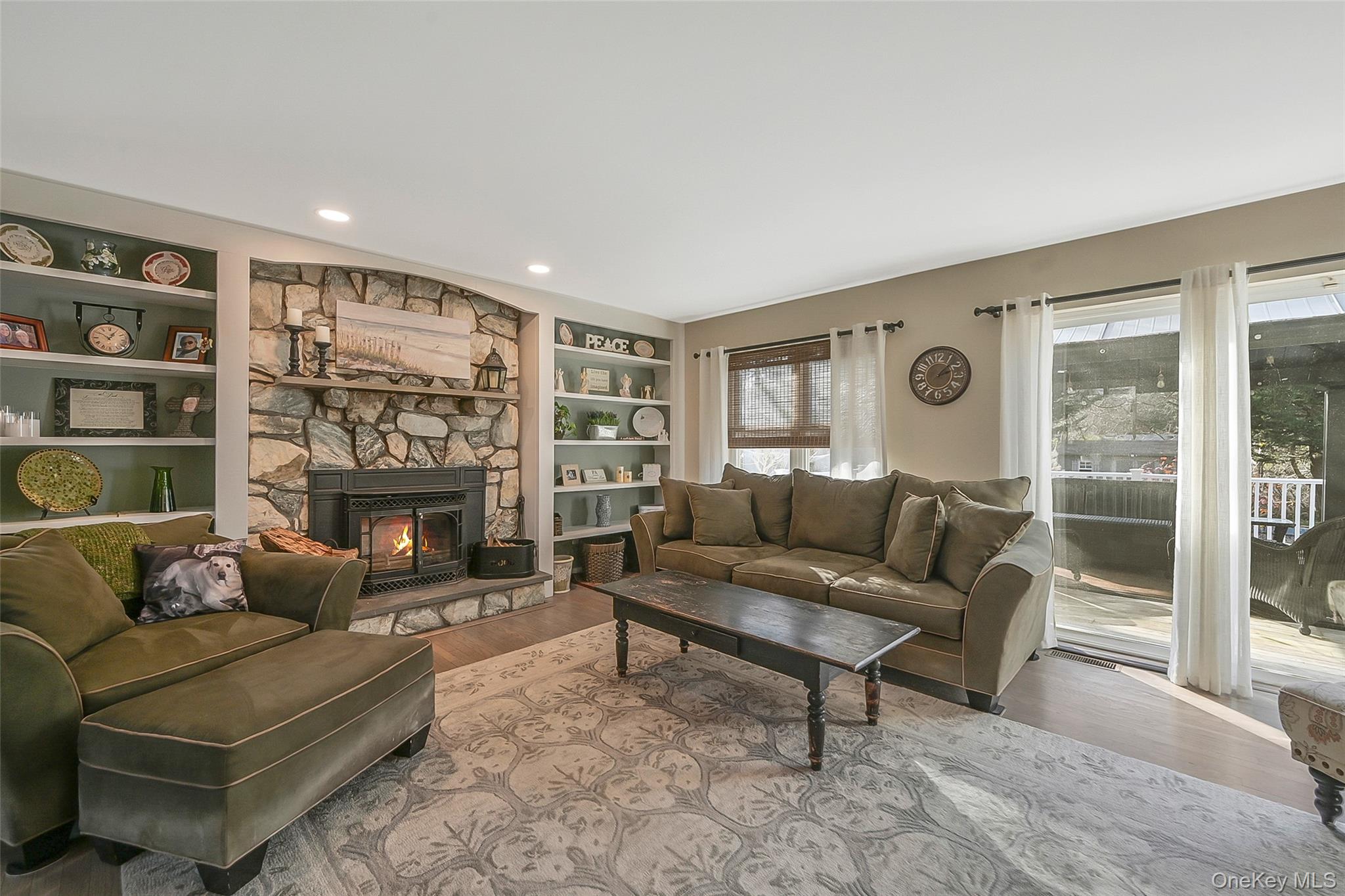 #16 photo, 4 Apple Lane, سوفولك Wading River , NY 11792