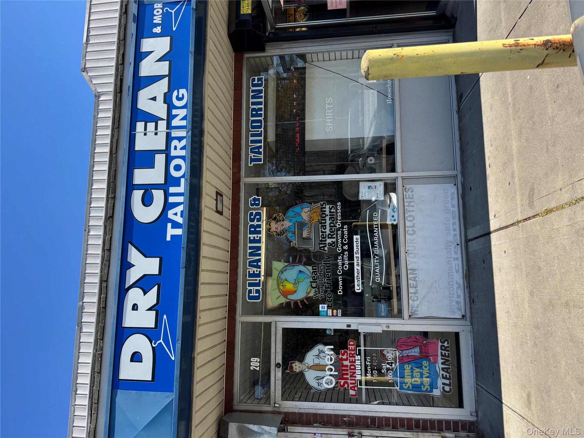 #2 photo, 209 Carleton Avenue, 東長島 东艾斯利普 East Islip , NY 11730