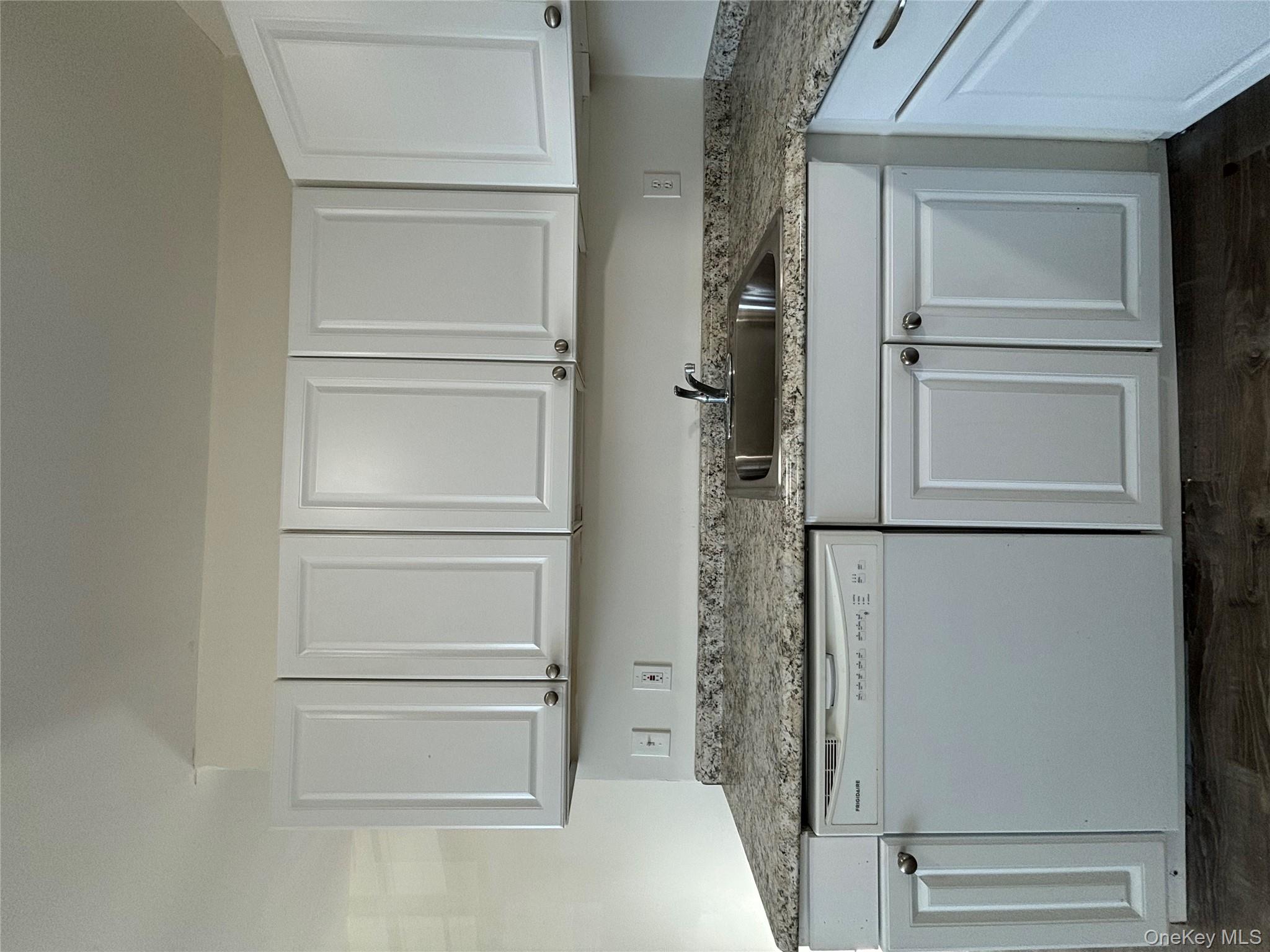 #6 photo, 90 E Main Street, Patchogue , NY 11772