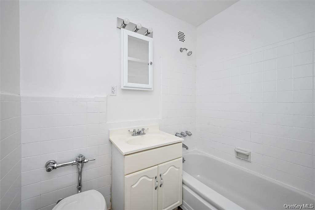 #16 photo, 99-10 60th Avenue, Corona , NY 11368