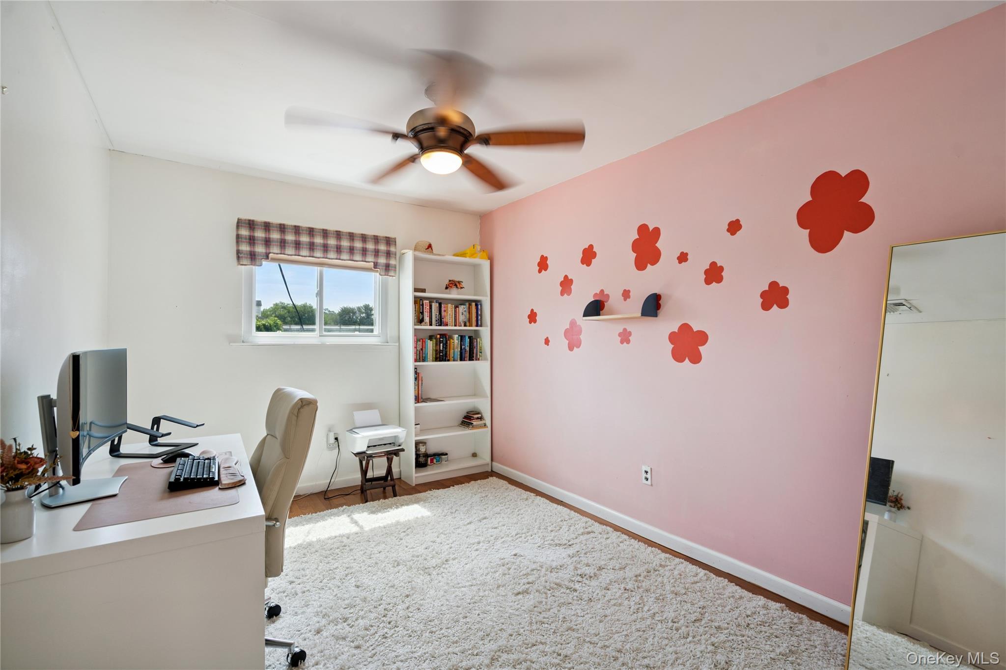 #14 photo, 88 E Valley Stream Boulevard, ناسو Valley Stream , NY 11580