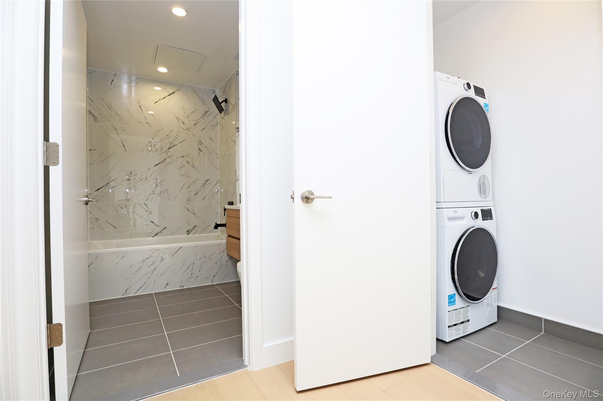 #14 photo, 15002 Northern Boulevard, Flushing , NY 11354