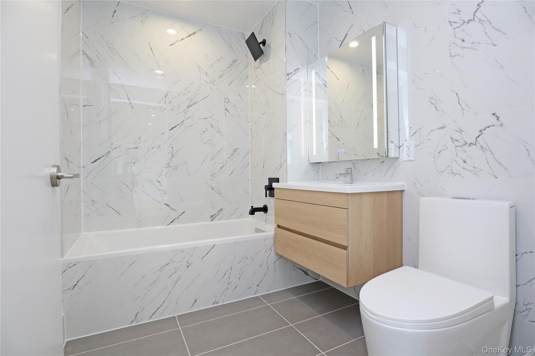 #5 photo, 15002 Northern Boulevard, Flushing , NY 11354