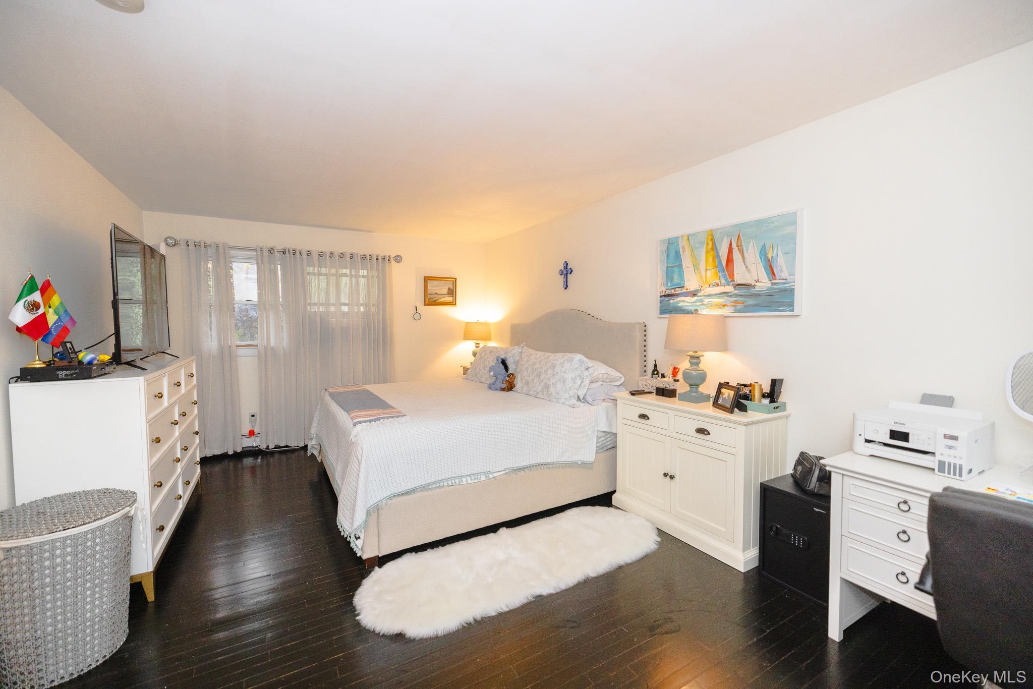 #13 photo, 94 Kings Drive, Riverhead , NY 11901