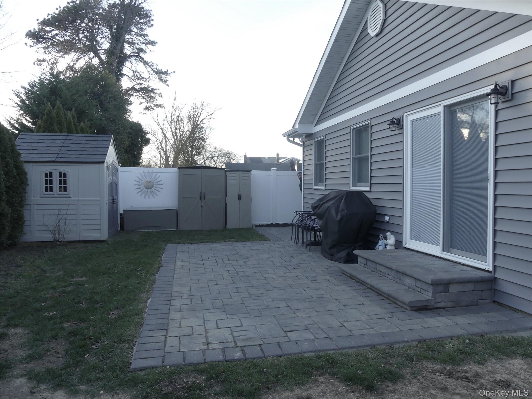 #13 photo, 108 Pilcher Street, سوفولك Babylon , NY 11702