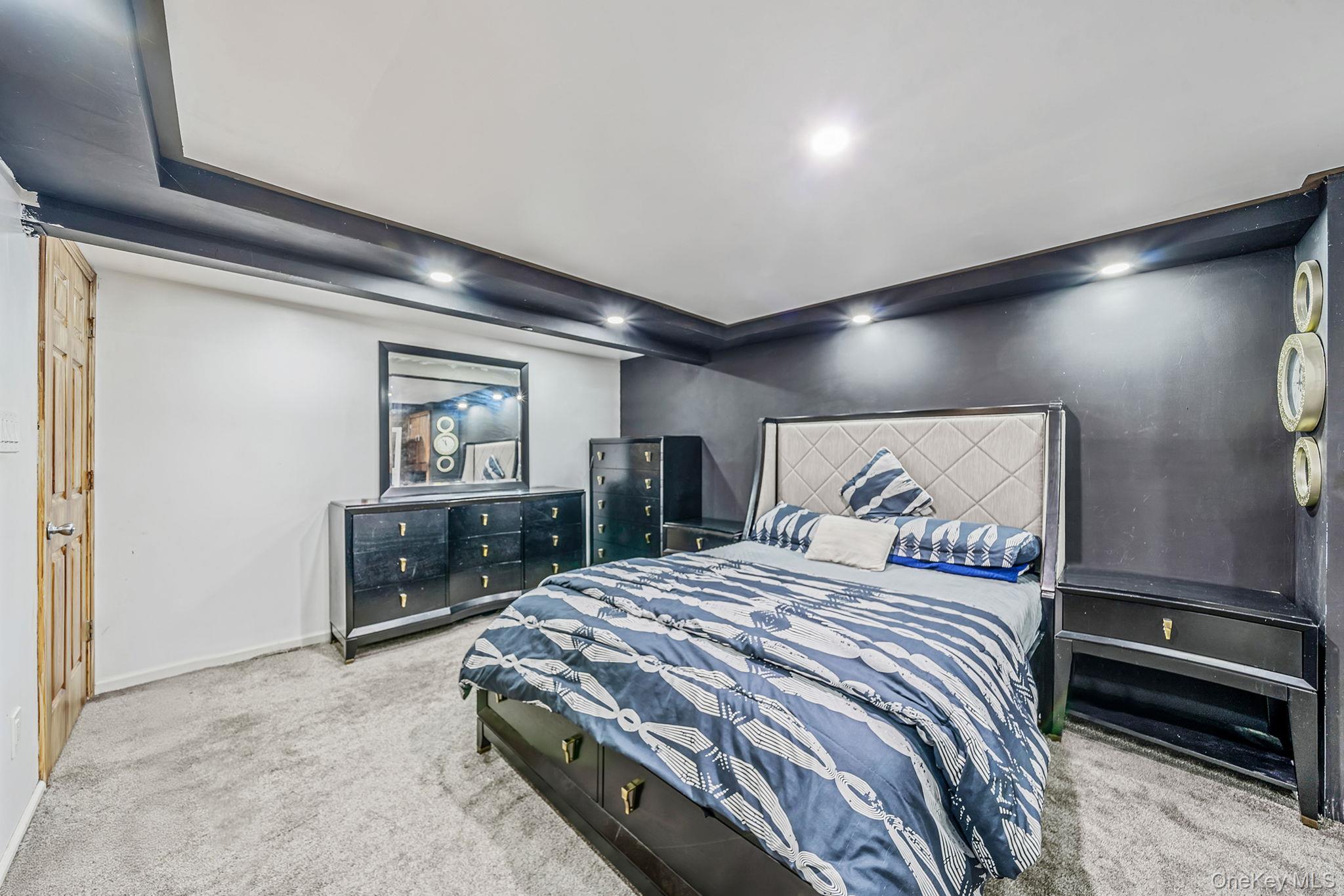 #10 photo, 98 Miriam Street, ناسو Valley Stream , NY 11581