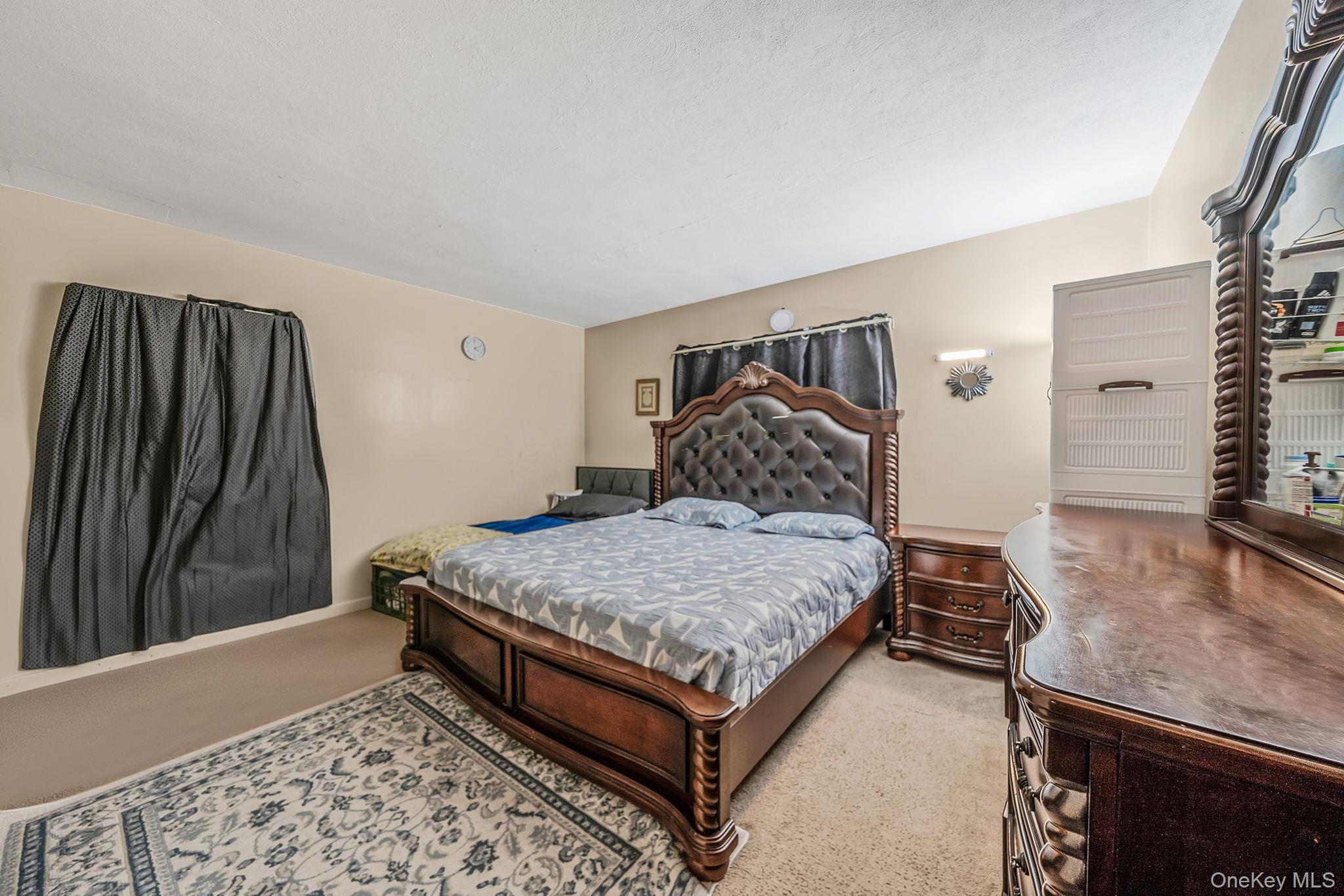 #11 photo, 98 Miriam Street, ناسو Valley Stream , NY 11581