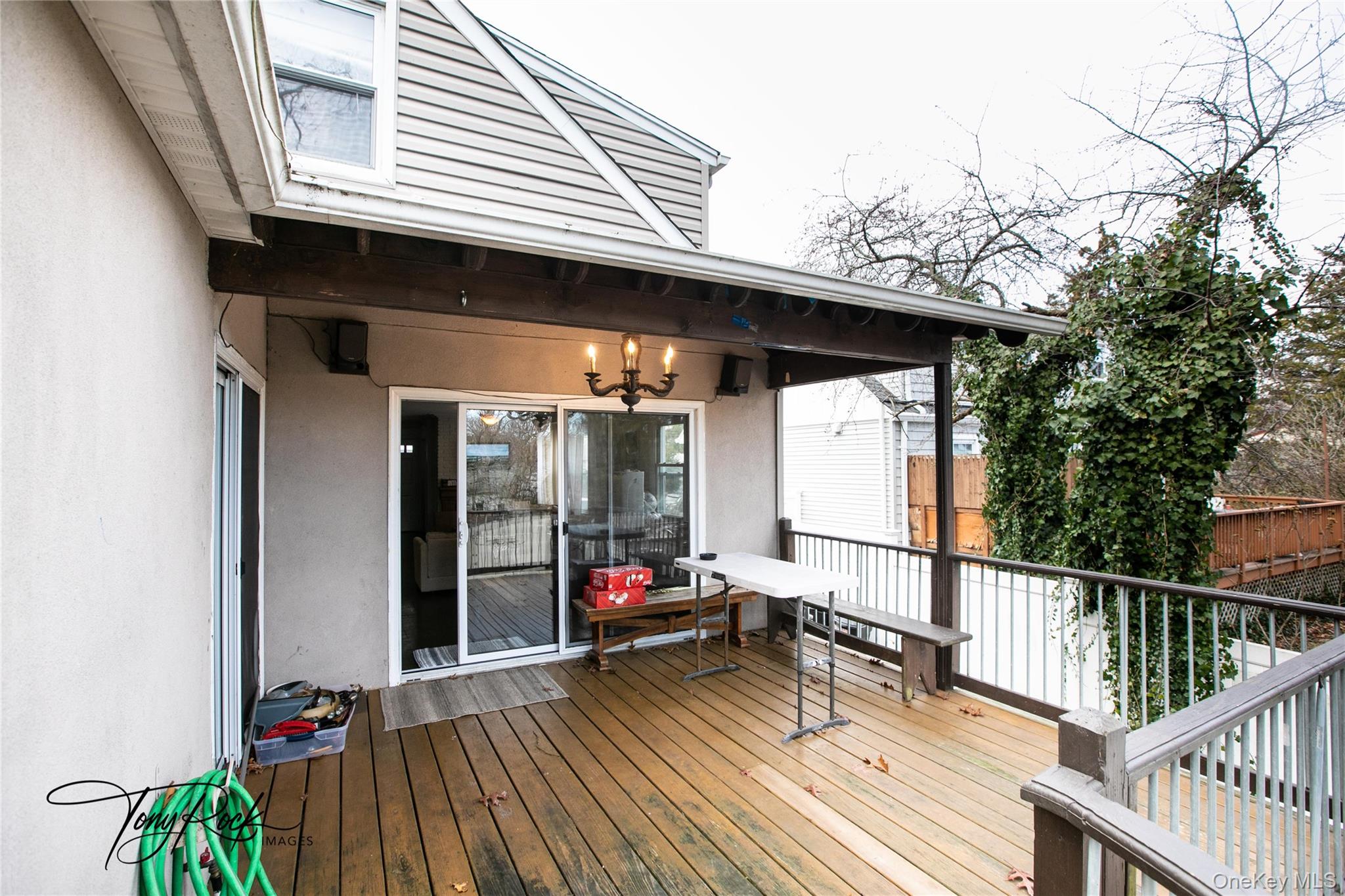 #16 photo, 17 Glamford Avenue, Нассау ‖ Port Washington , NY 11050