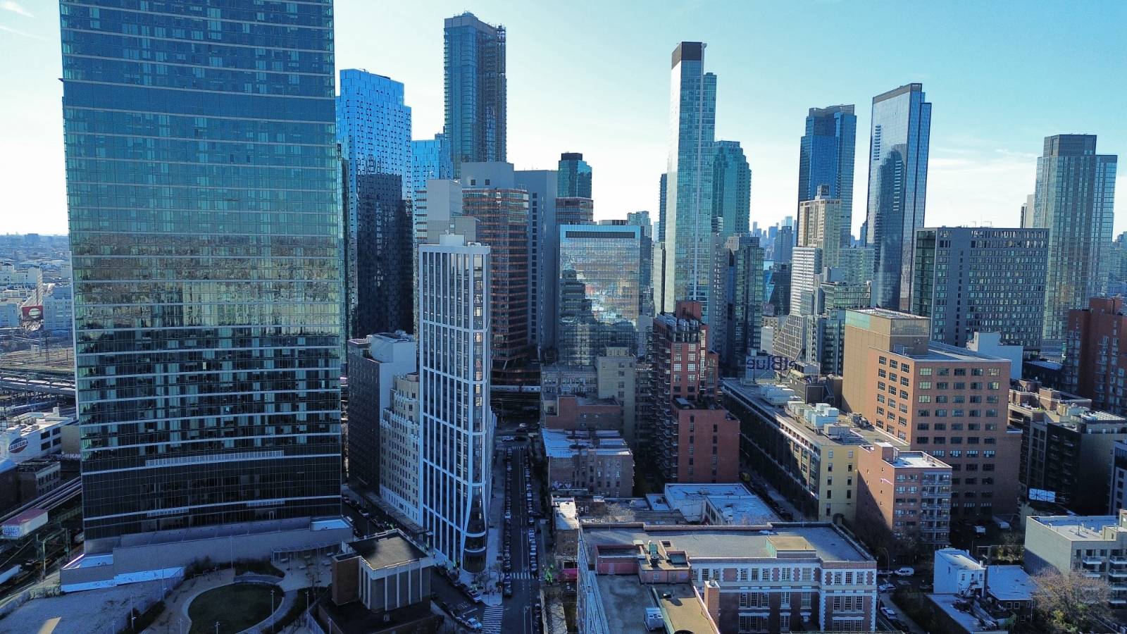 #8 photo, 39-49 29th, كوينز Long Island City , NY 11101