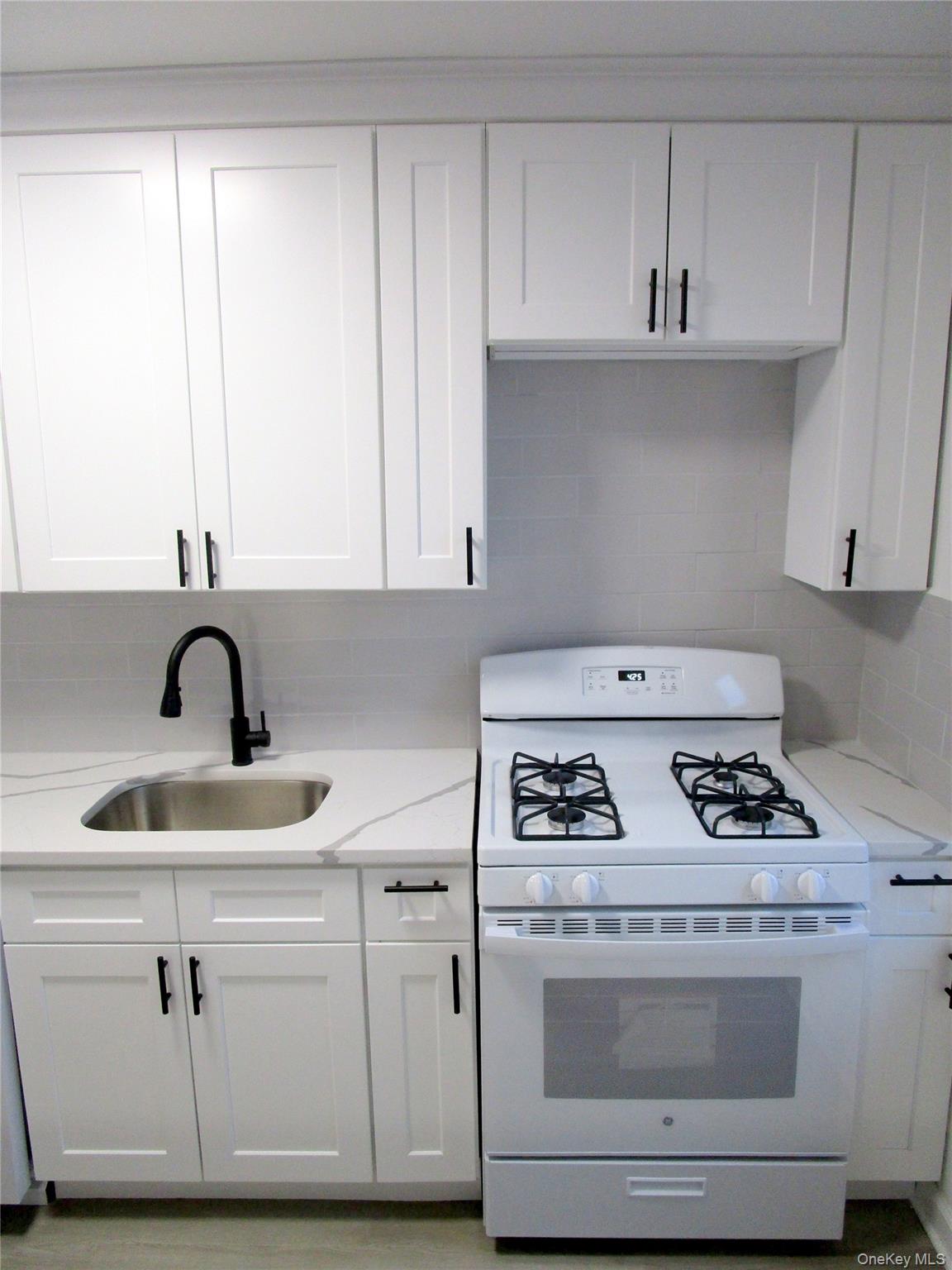 #12 photo, 1 Oakridge Place, Eastchester , NY 10709