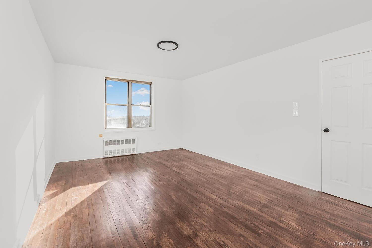 #4 photo, 1 Oakridge Place, Eastchester , NY 10709