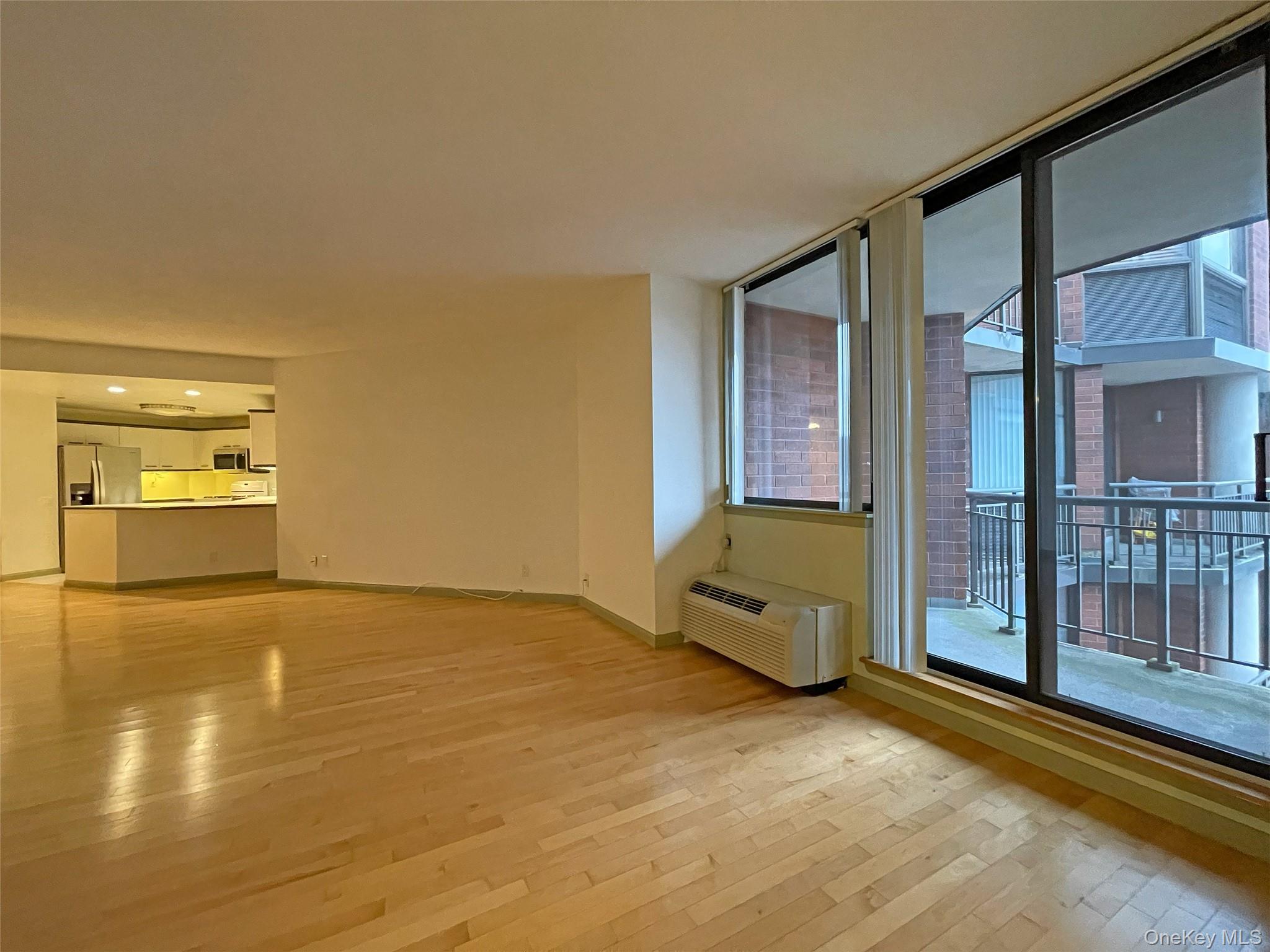 #10 photo, 50 E Hartsdale Avenue, Hartsdale , NY 10530