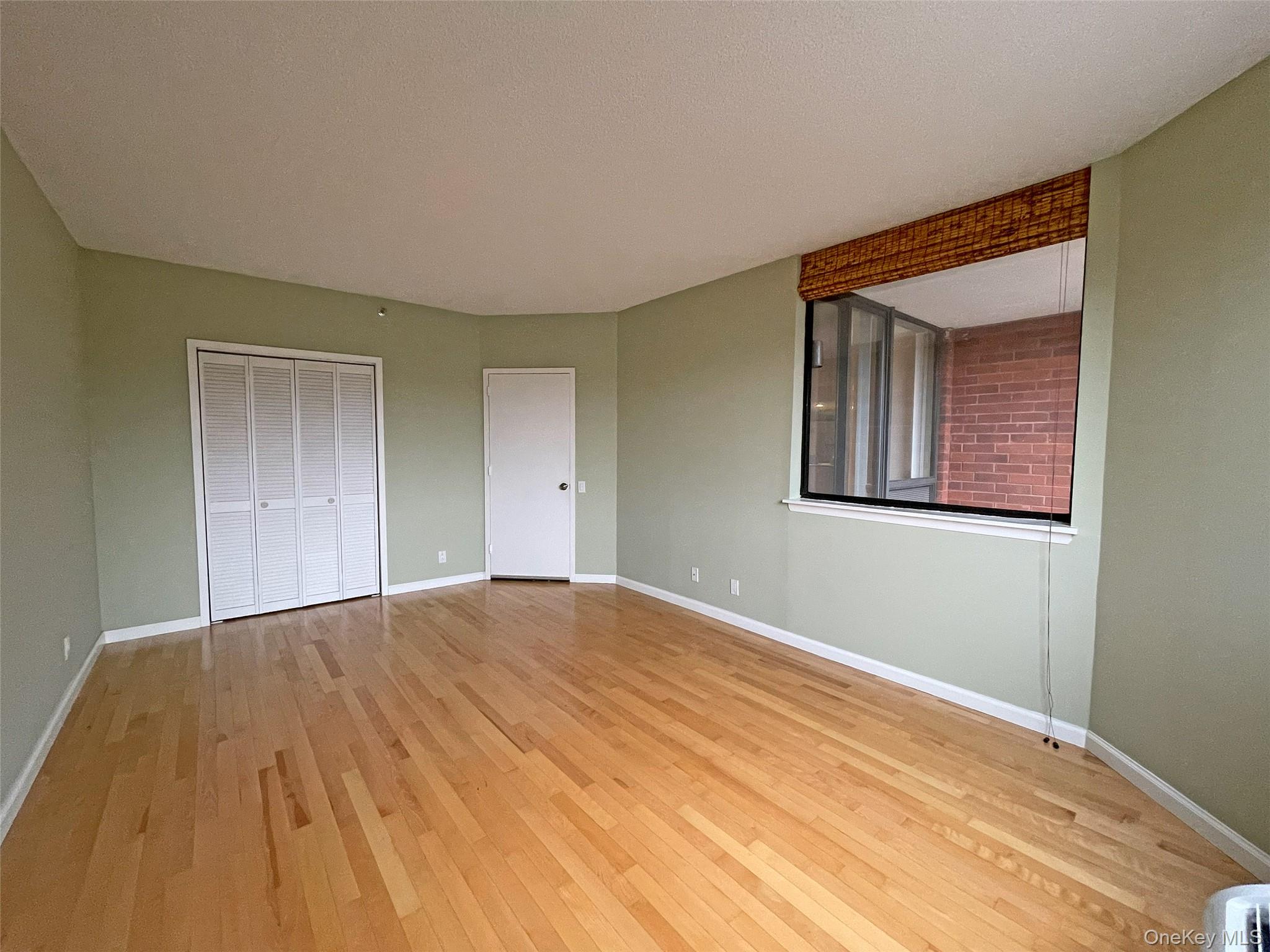 #5 photo, 50 E Hartsdale Avenue, Hartsdale , NY 10530