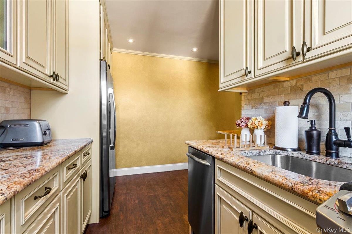 #16 photo, 485 Bronx River Road, 紐約州 Yonkers , NY 10704