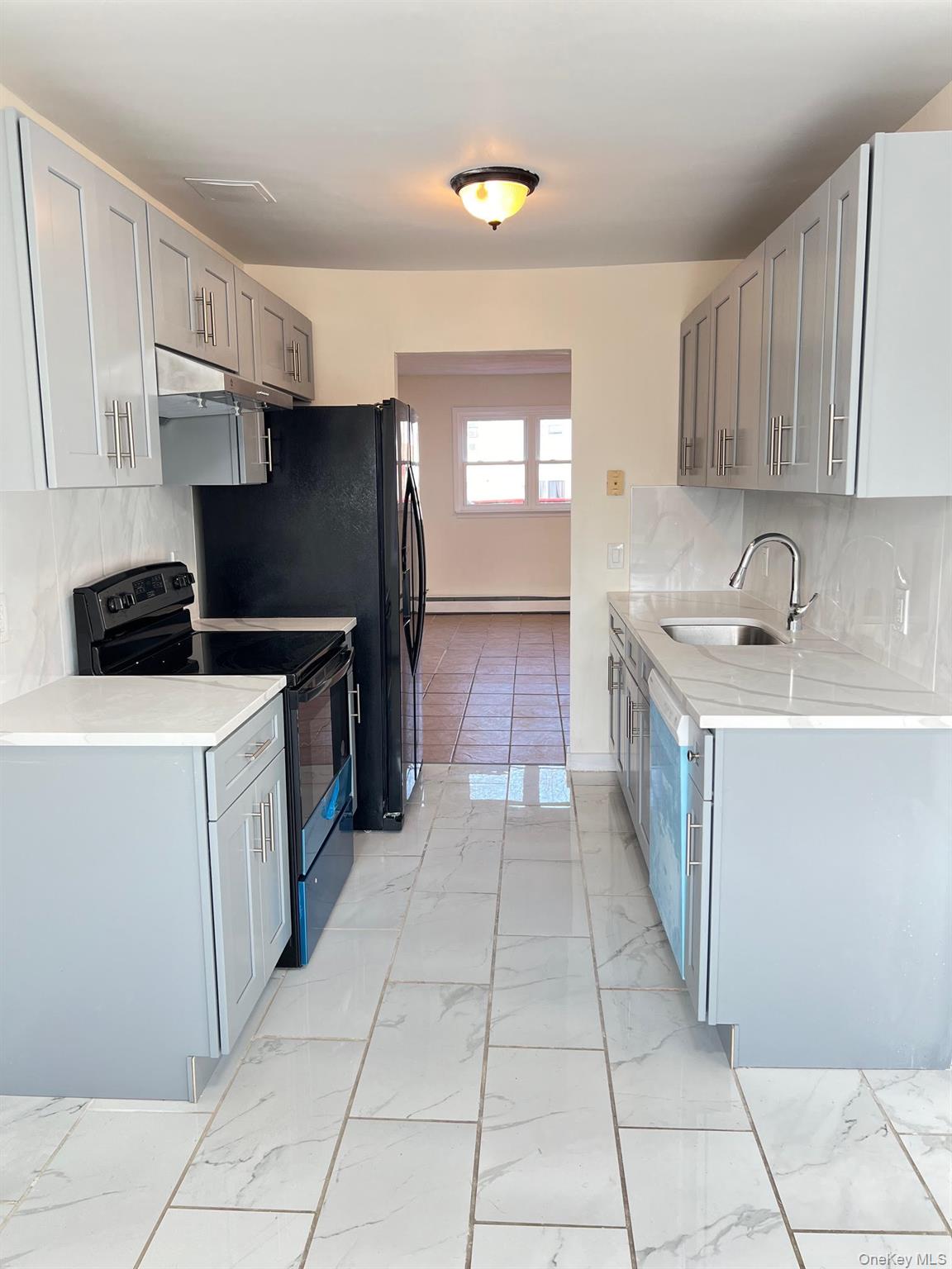 #2 photo, 18 Chaucer Court, Middletown , NY 10941