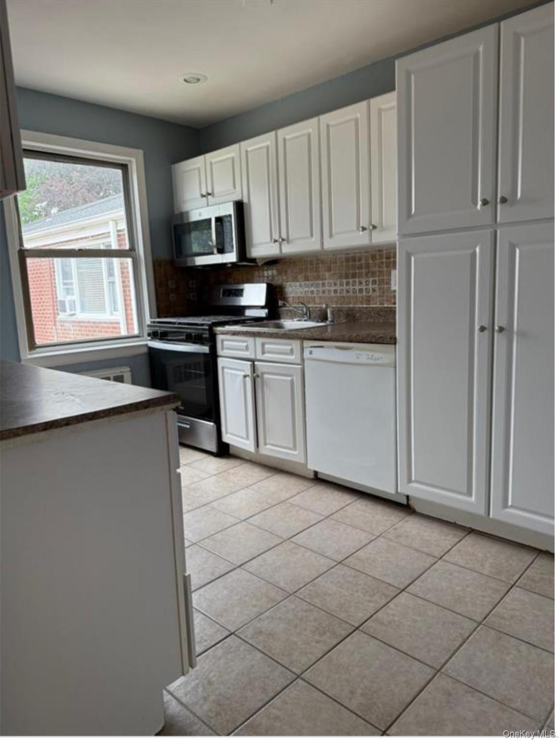 #3 photo, 205 West Post Road, 紐約州 White Plains , NY 10606