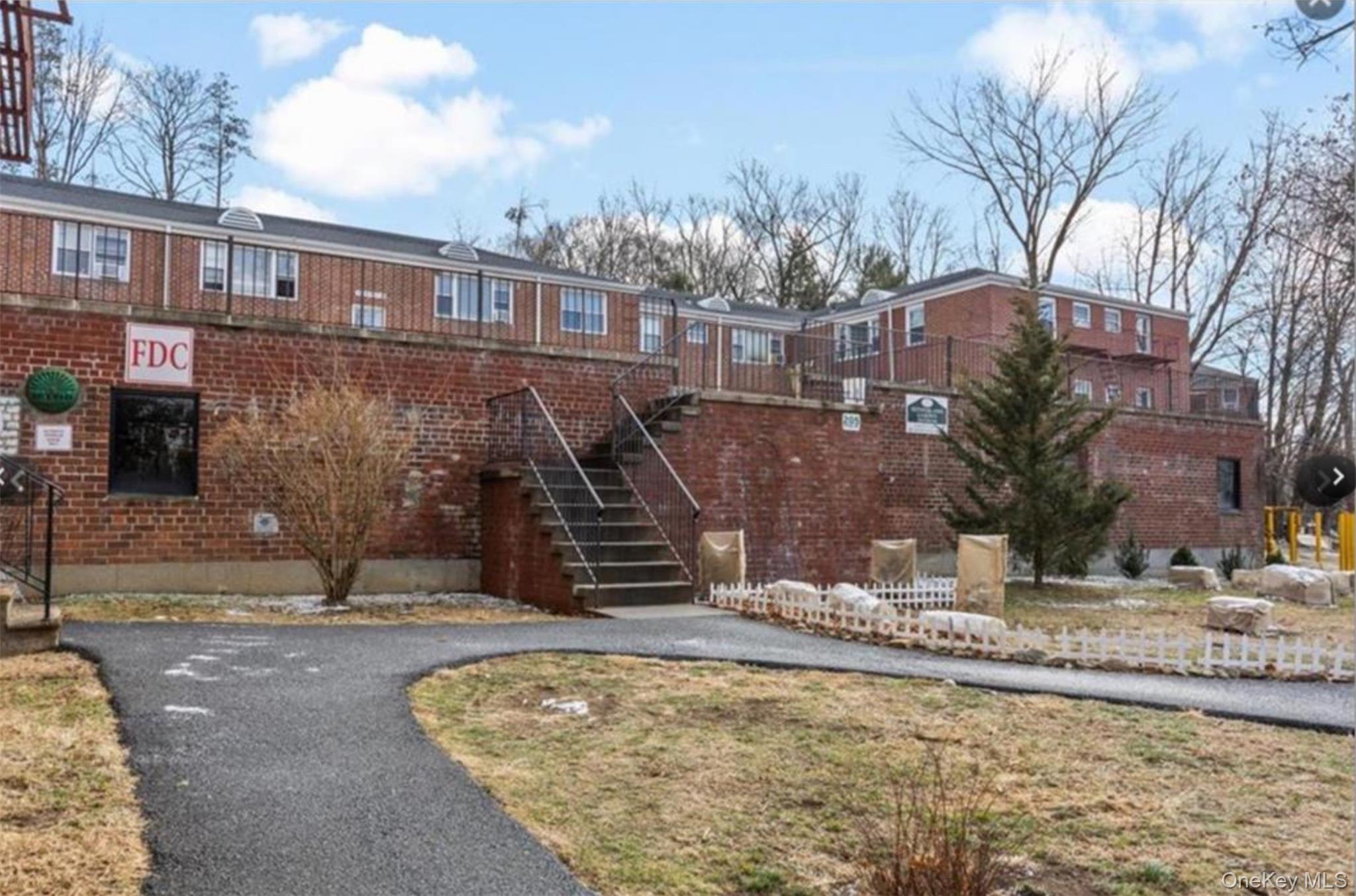 #7 photo, 205 West Post Road, 紐約州 White Plains , NY 10606