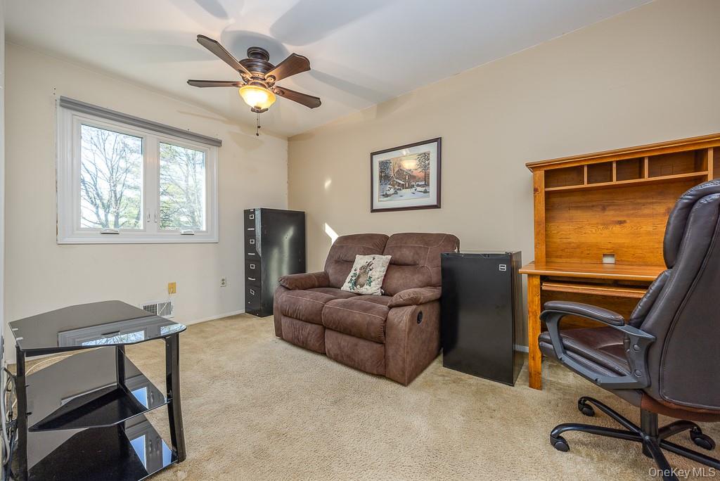 #13 photo, 75 Village Green, 紐約州 Bardonia , NY 10954