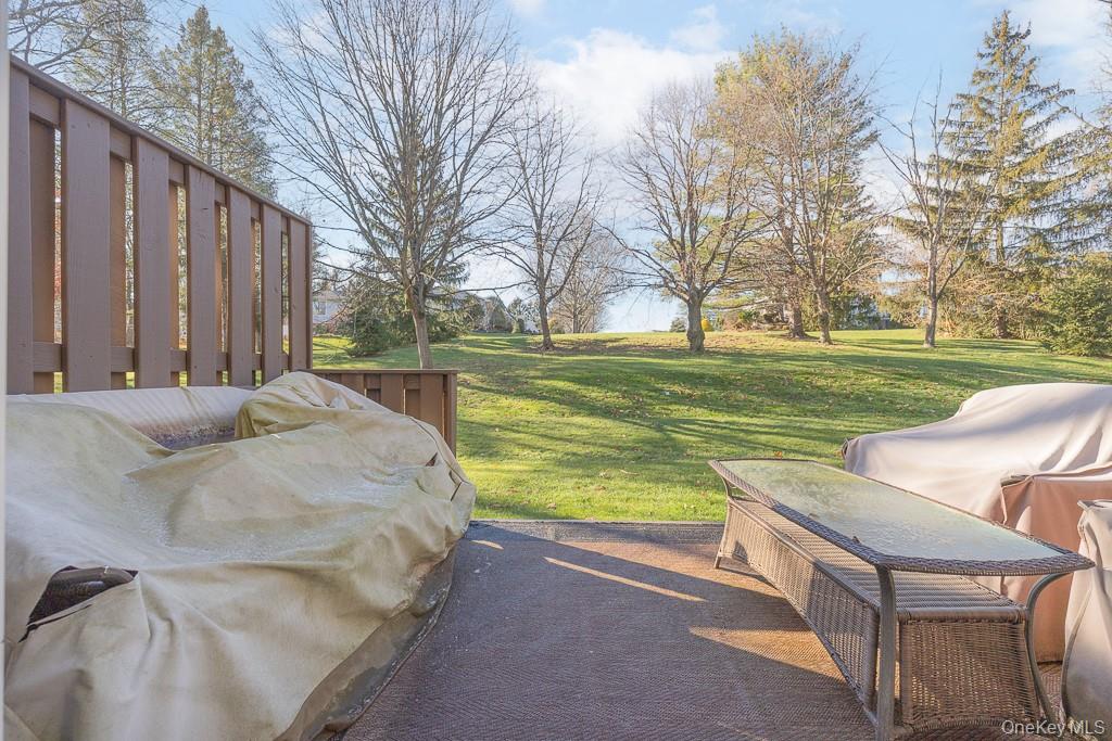 #19 photo, 75 Village Green, 紐約州 Bardonia , NY 10954