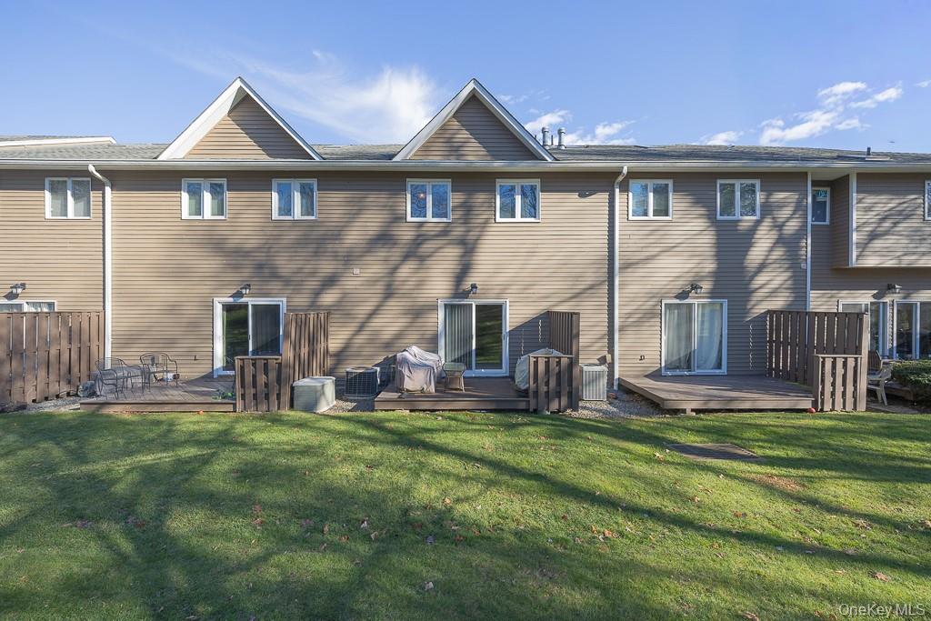 #20 photo, 75 Village Green, 紐約州 Bardonia , NY 10954