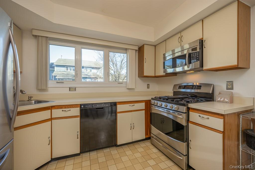 #7 photo, 75 Village Green, 紐約州 Bardonia , NY 10954