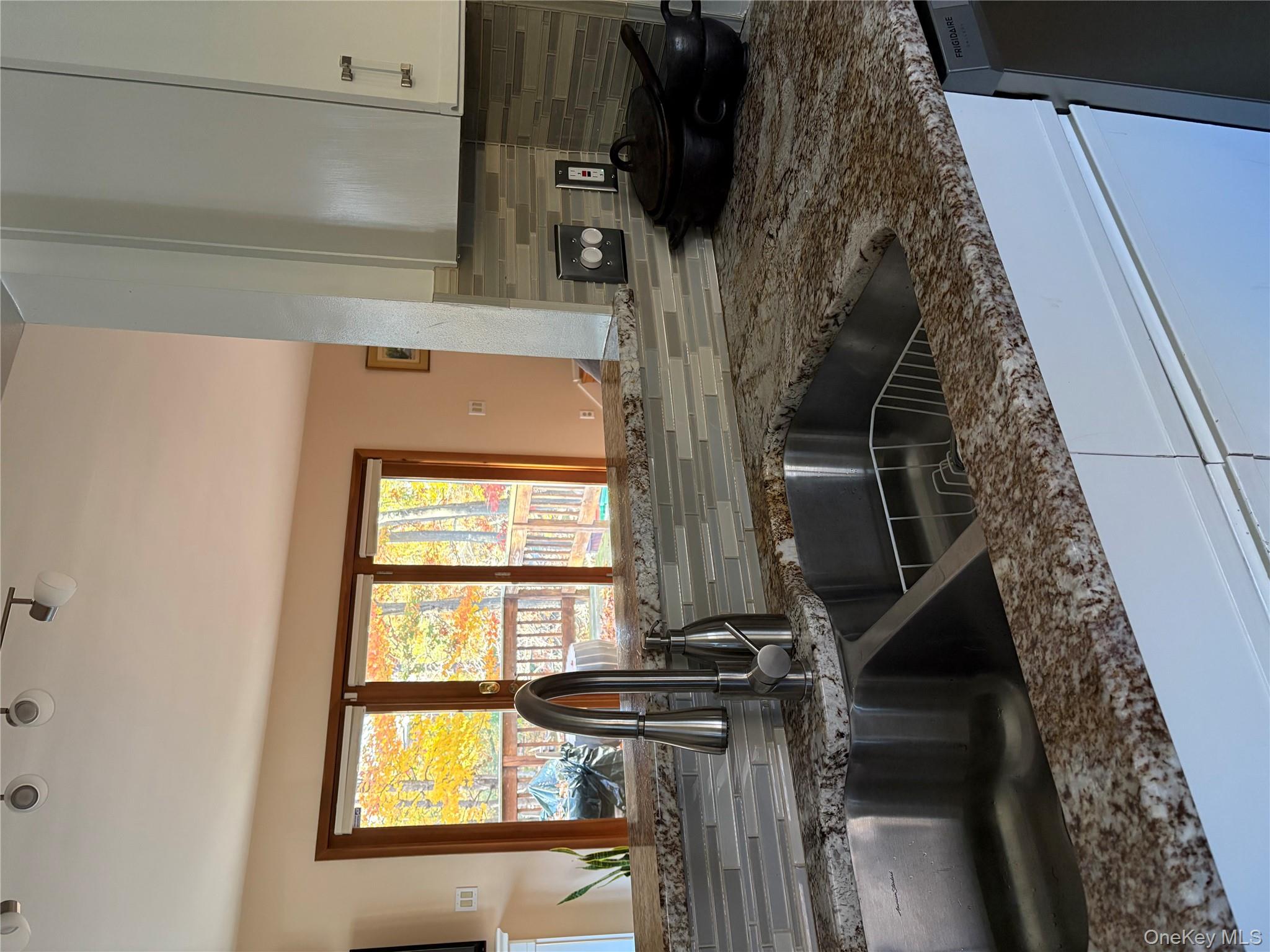 #3 photo, 48 Angela Court, Beacon , NY 12508