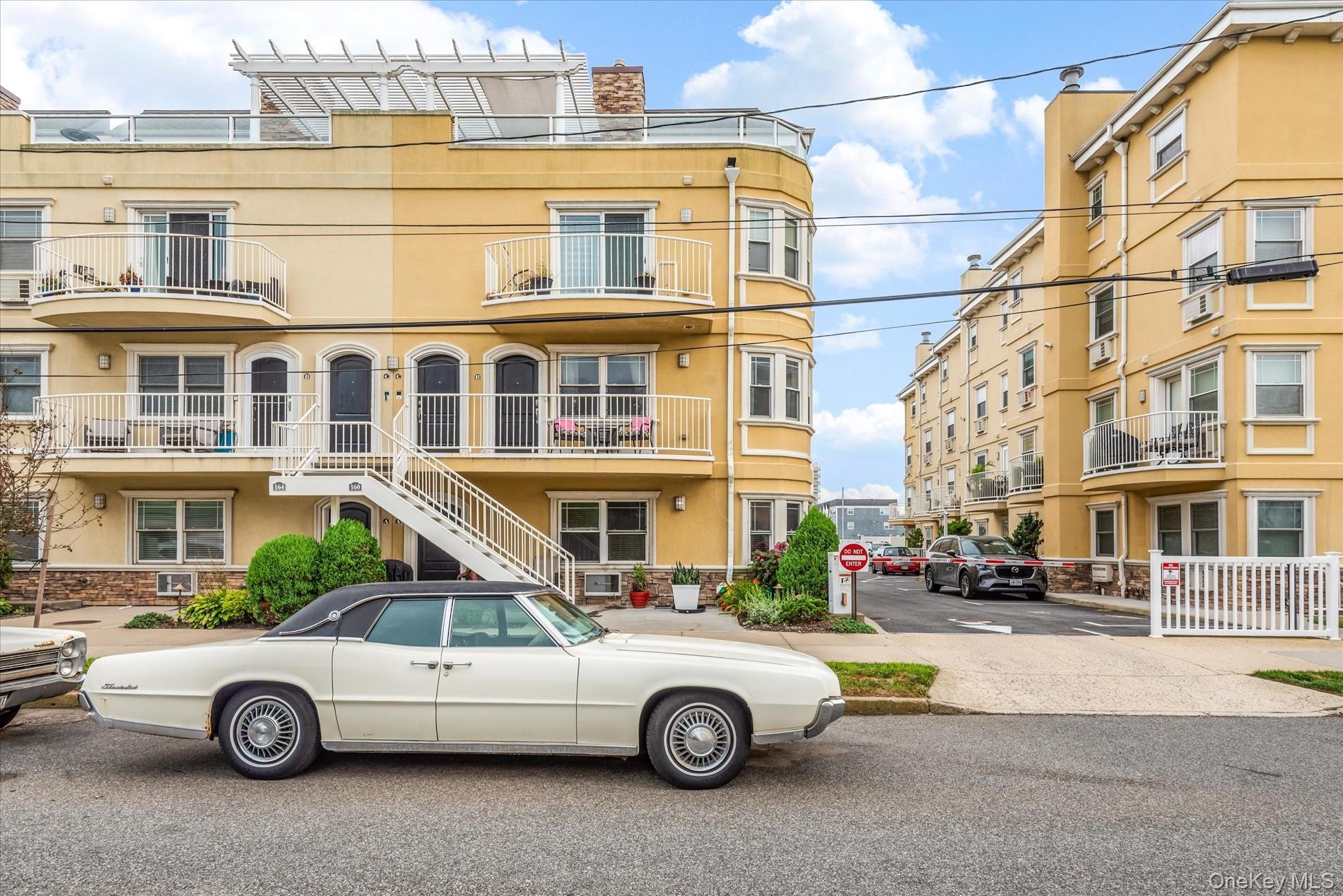 #1 photo, 183 Beach 100th Street, 皇后區 Rockaway Park , NY 11694