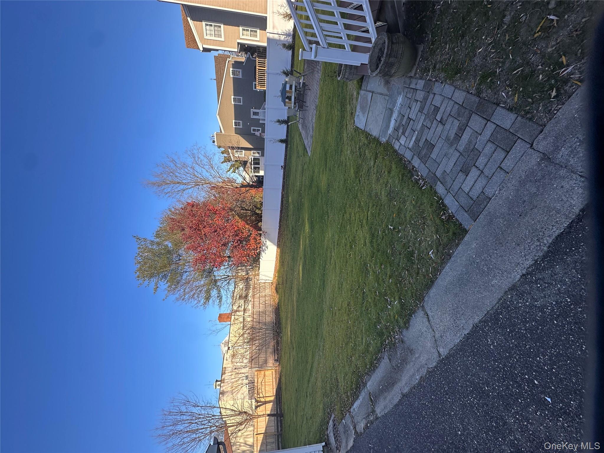 #17 photo, 24 Kellogg Street, ناسو Oyster Bay , NY 11771