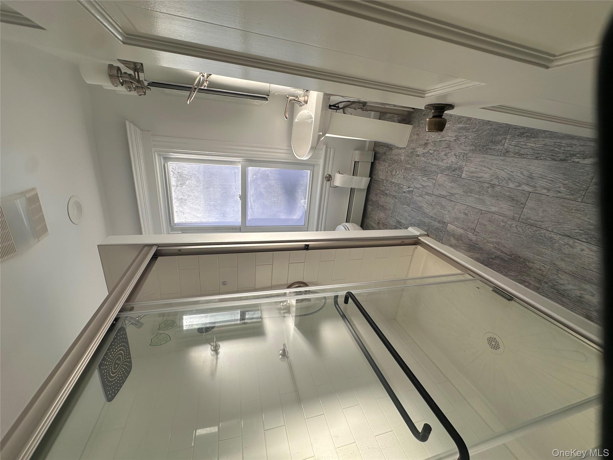 #19 photo, 24 Kellogg Street, ناسو Oyster Bay , NY 11771