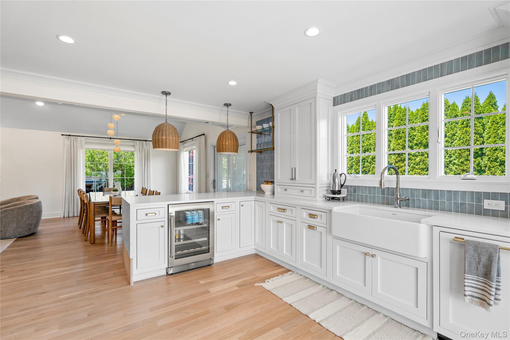 #10 photo, 4 Carriage Lane, سوفولك Southampton , NY 11968