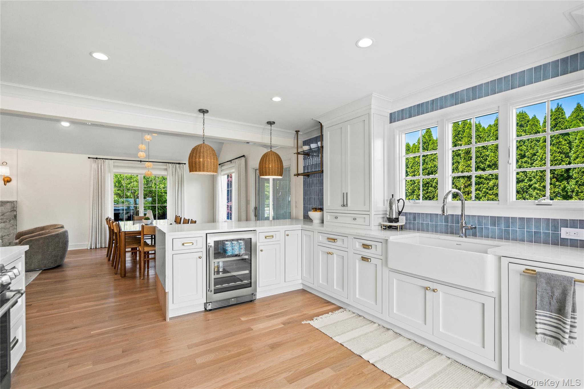 #13 photo, 4 Carriage Lane, سوفولك Southampton , NY 11968